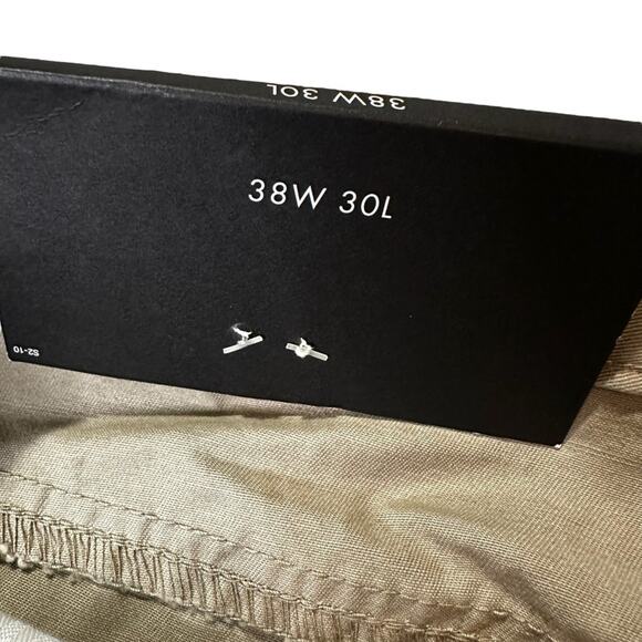 Calvin Klein Tan Chinos Classic Fit Cotton khaki pants Size 38 X 30 NEW - Picture 4 of 6